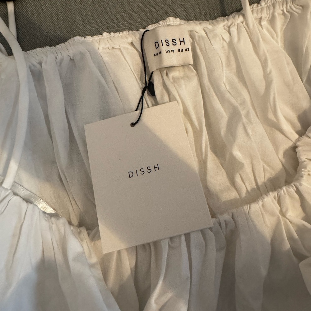 DISSH MONTY WHITE BUBBLE CROP TOP - Picture 6 of 8